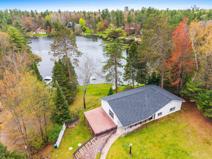 Property Photo: 5122 Tall Pines Road WI 54121