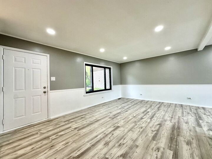 Property Photo:  18W158 16th Street  IL 60181 