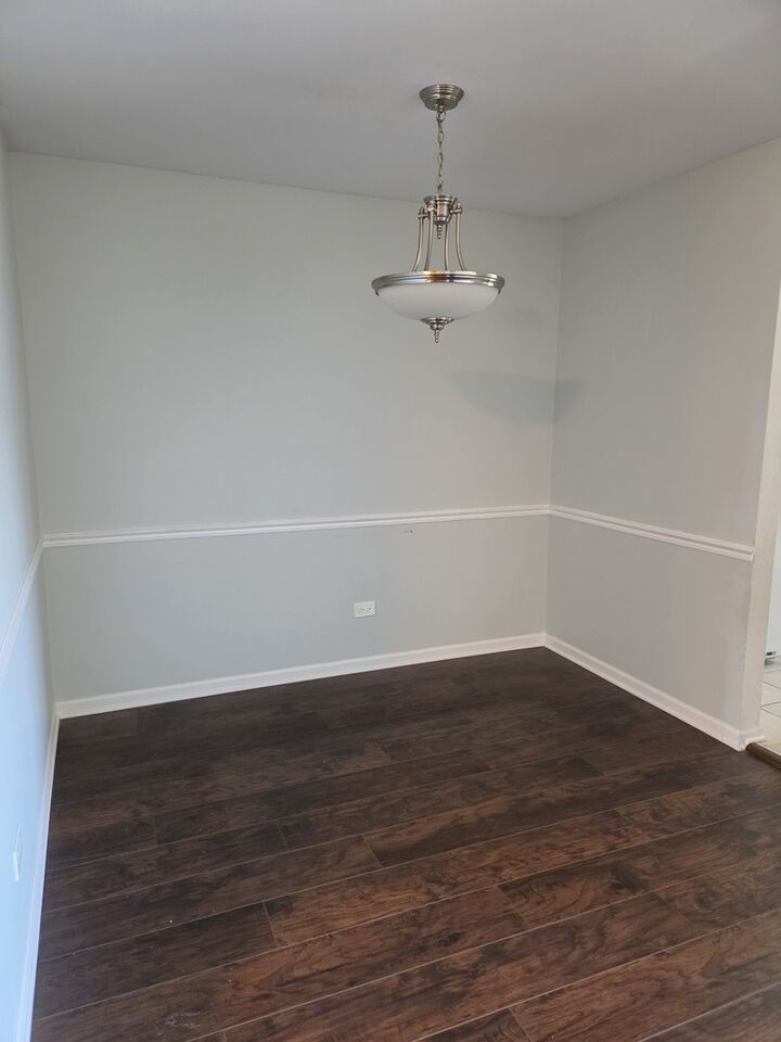 Property Photo:  7030 Park Lane Court 204  IL 60517 