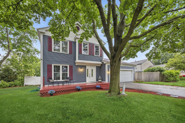 Property Photo:  75 Rodenburg Road  IL 60172 