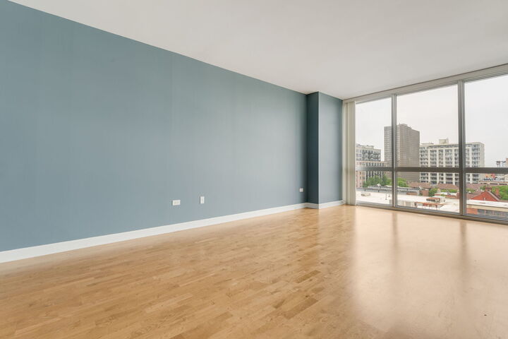 Property Photo: 1901 S Calumet Avenue 909 IL 60616