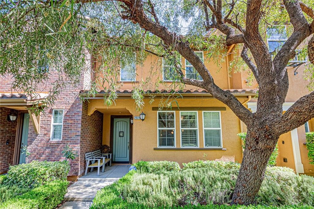 Property Photo:  28519 Herrera Street  CA 91354 