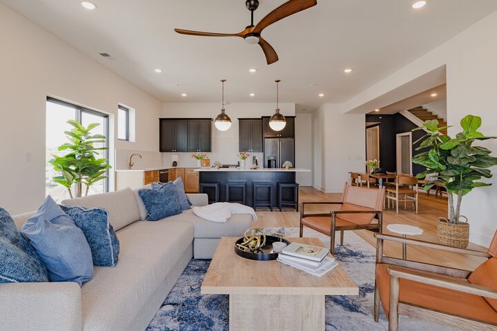 Property Photo:  3509 Charlotte Ave W 501  TN 37209 