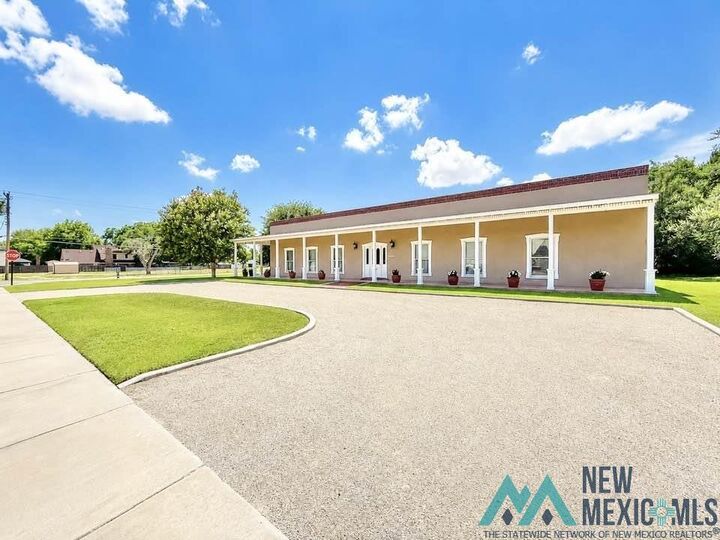 Property Photo: 1531 La Vina Court NM 88220
