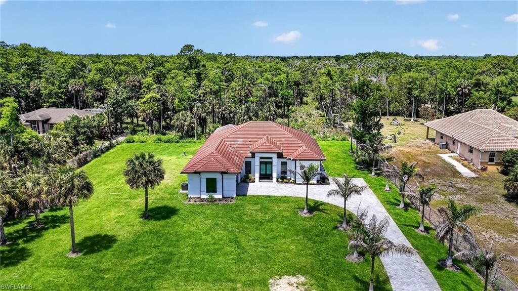 Property Photo:  563 15th St NW  FL 34120 