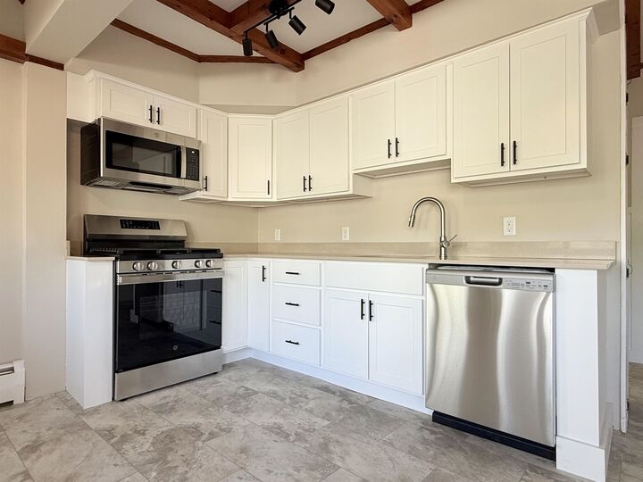 Property Photo:  426 Milford Street  NH 03102 