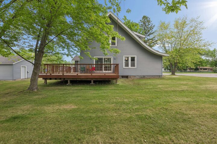 Property Photo:  410 5th Avenue SE  MN 56353 