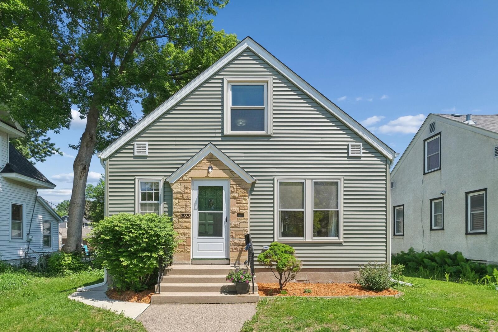 Property Photo:  3929 29th Avenue S  MN 55406 