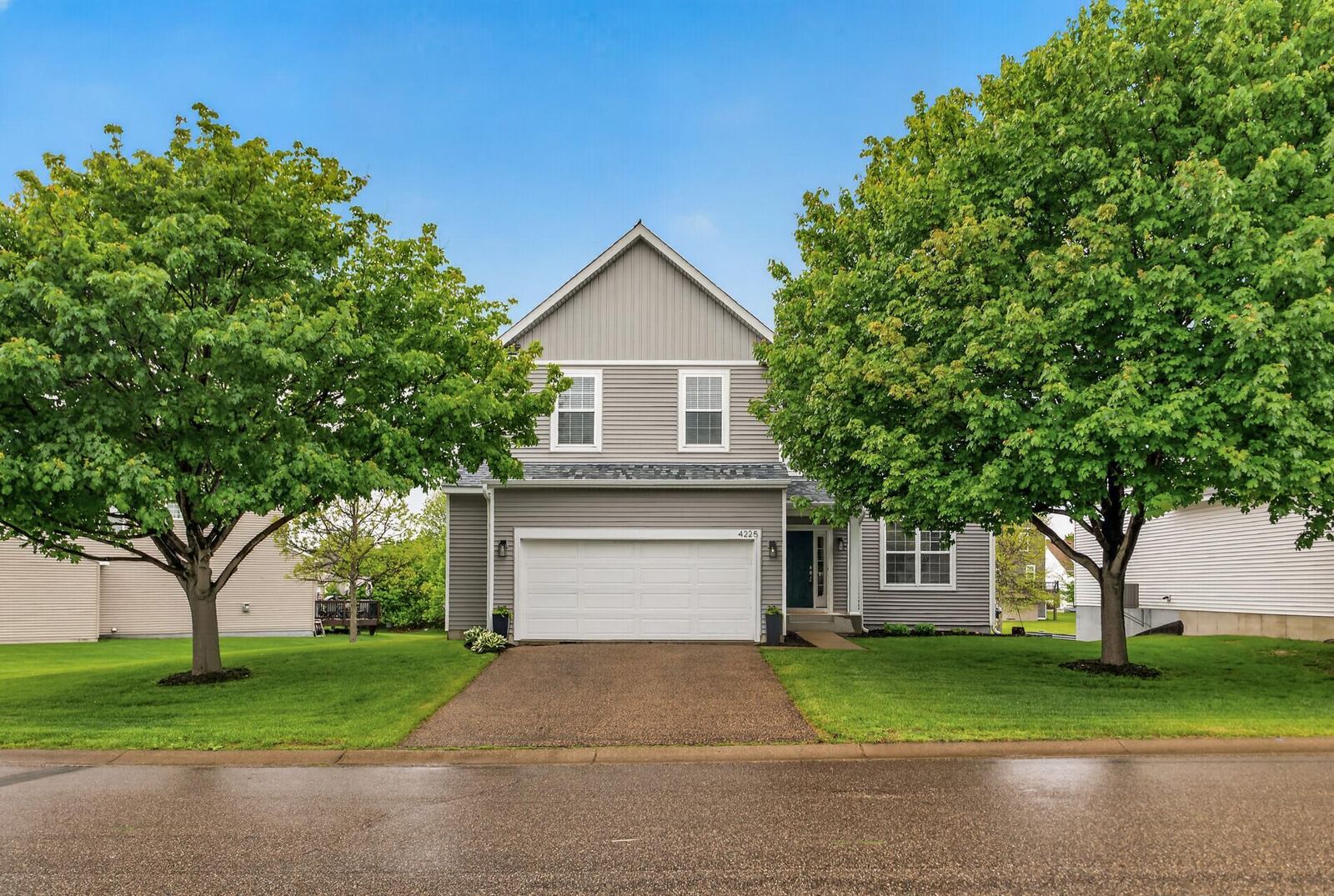 Property Photo:  4225 Kaelin Avenue NE  MN 55376 