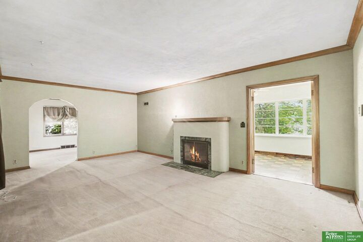 Property Photo: 3101 N 49 Avenue NE 68104