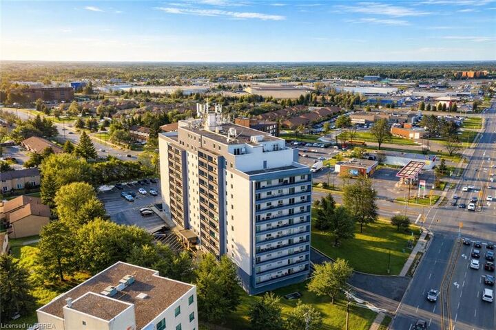 Property Photo:  640 West Street 909  ON N3R 6M3 