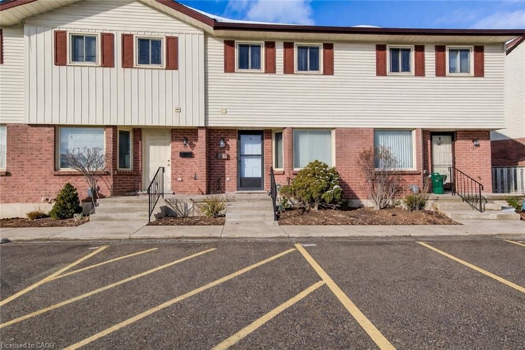 Property Photo:  1093 Nellis Street 20  ON N4T 1P5 