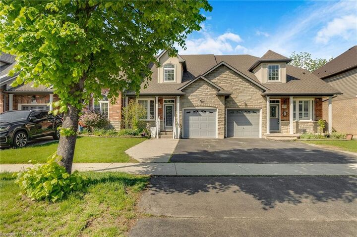 4049 Medland Drive — photo 1