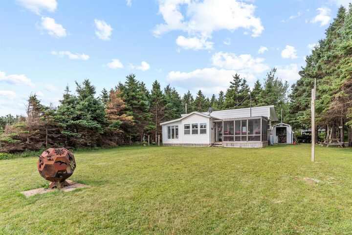 Property Photo:  93 Ocean View Crescent  PE C0B 2B0 