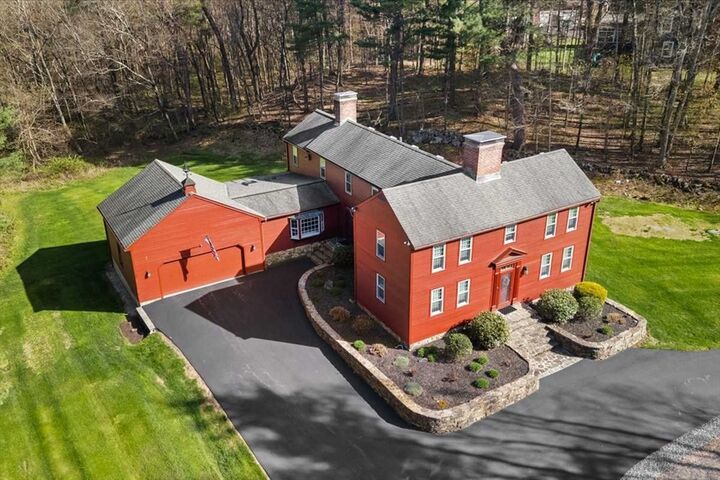Property Photo: 9 Bay Path Dr MA 01505