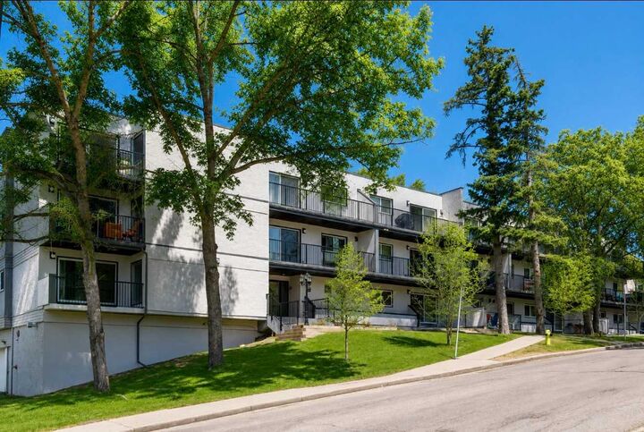 355 5 Avenue NE 101 — photo 1