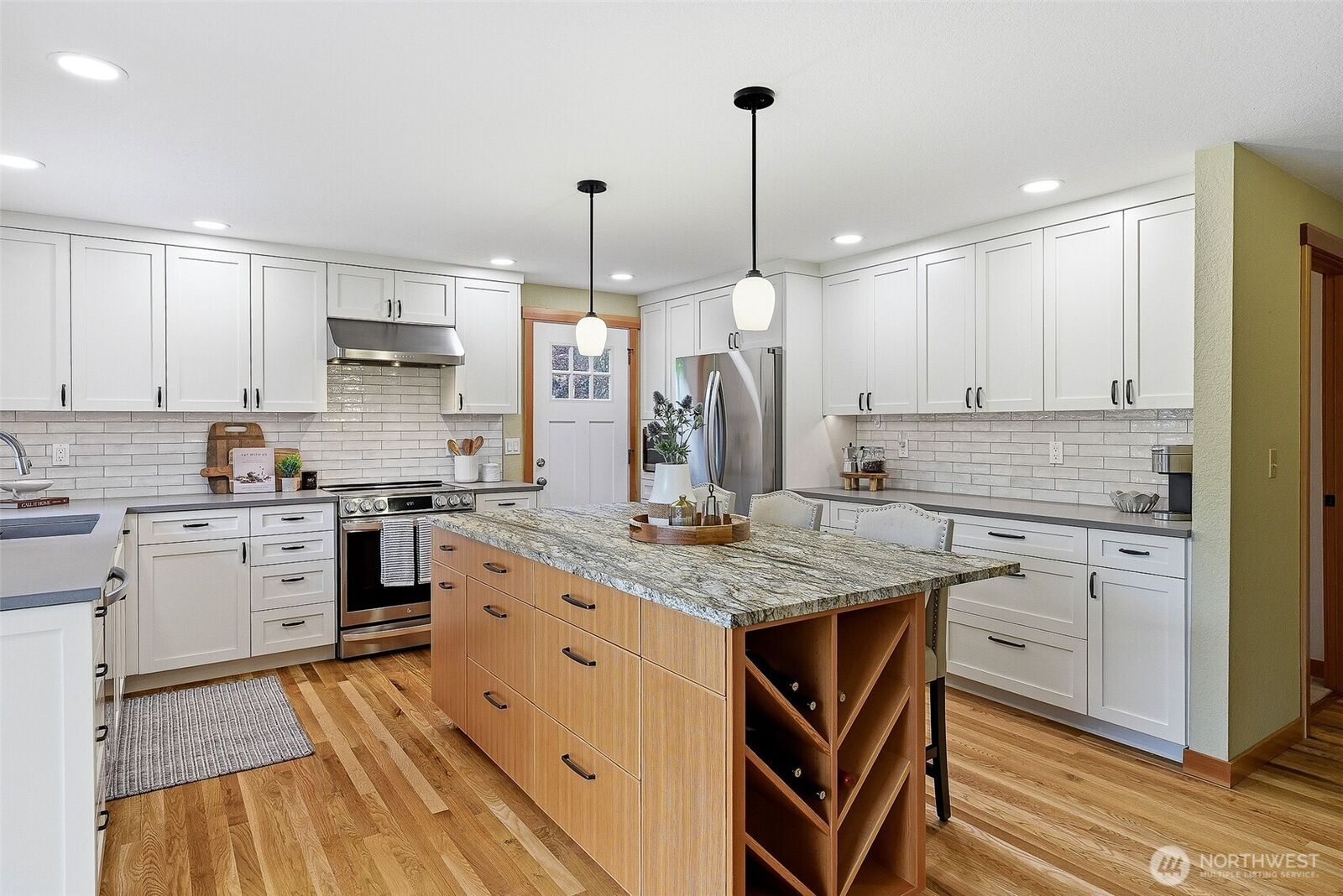 Property Photo: 10611 237th Place SW WA 98020