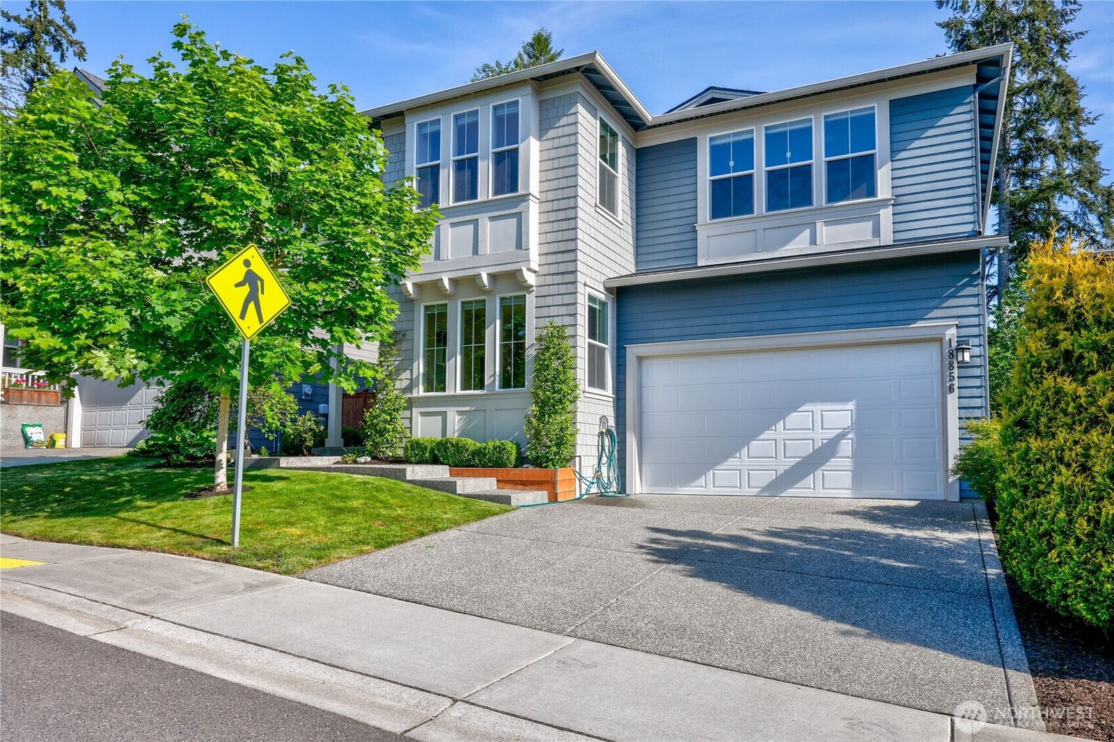 Property Photo: 18856 Colwood Avenue NE WA 98370