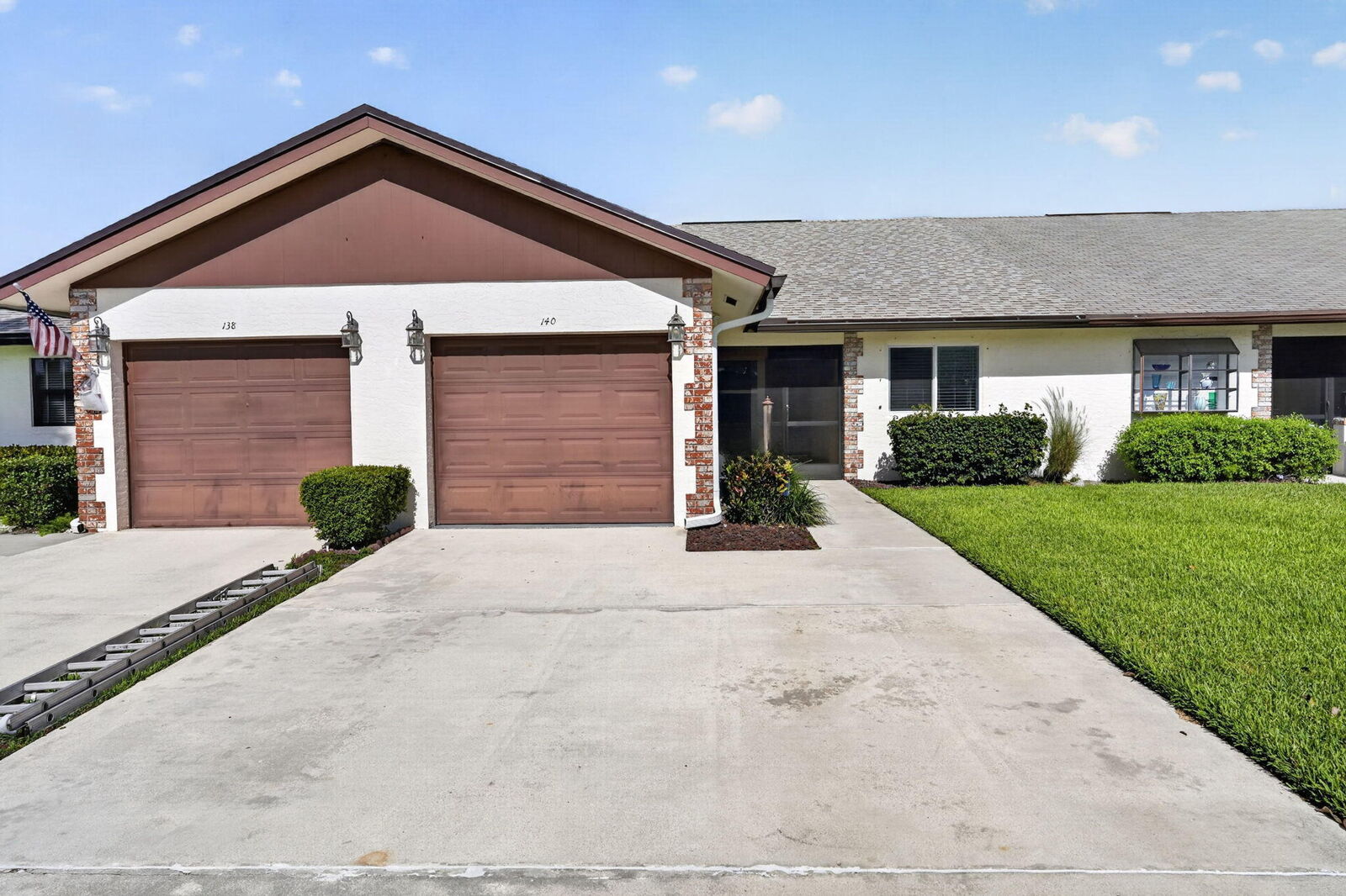 Property Photo:  140 S Moccasin Trl Trail S  FL 33458 