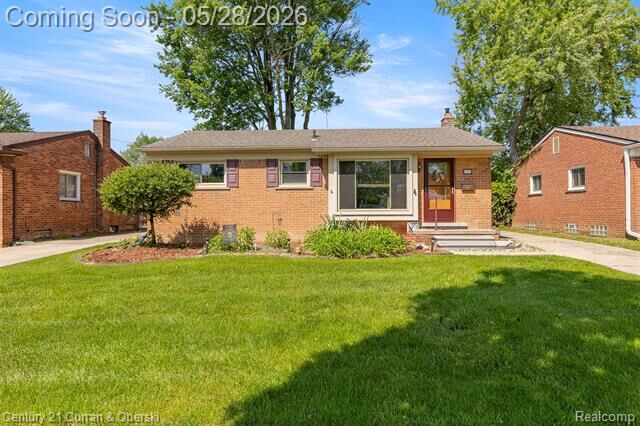 Property Photo: 8245 N Hubbard Street MI 48185