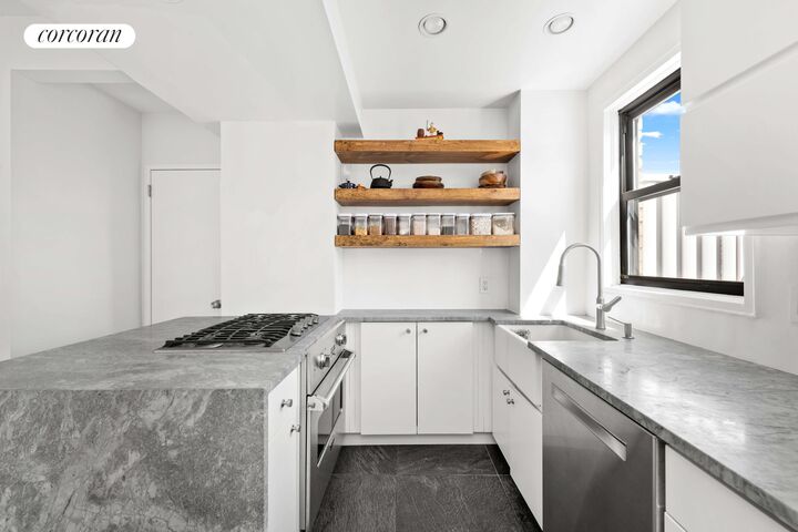 Property Photo: 205 E 77th Street Pha NY 10075