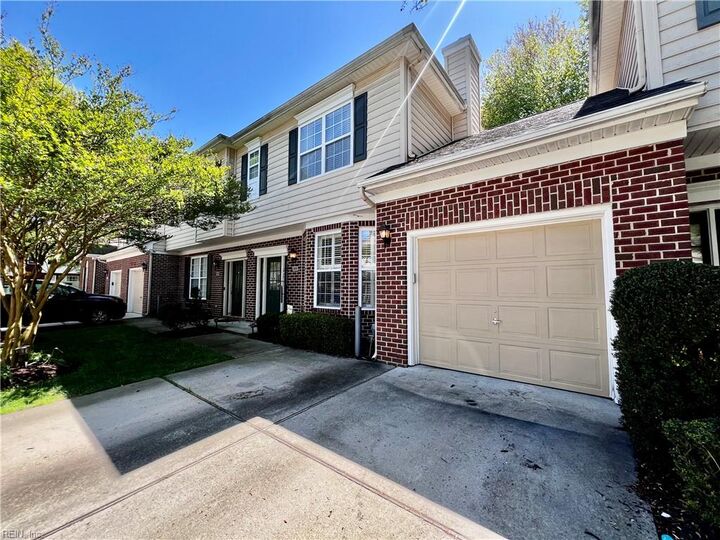 Property Photo: 5809 Bearcroft Ct VA 23464