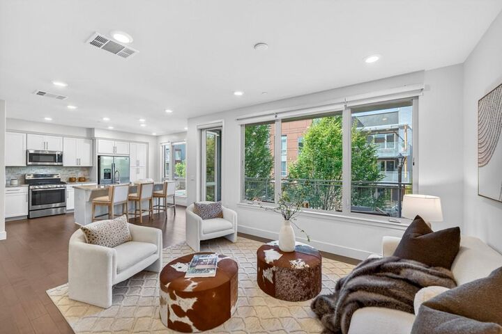 Property Photo:  1690 Delano Street 20  CA 95035 
