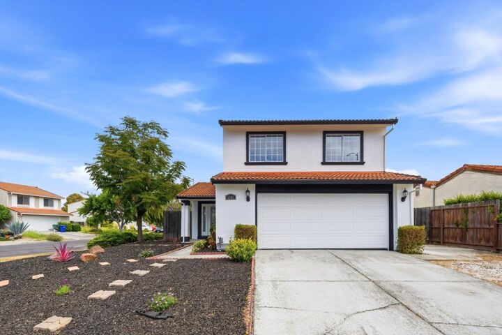 Property Photo: 1145 Lovelock Way CA 94544