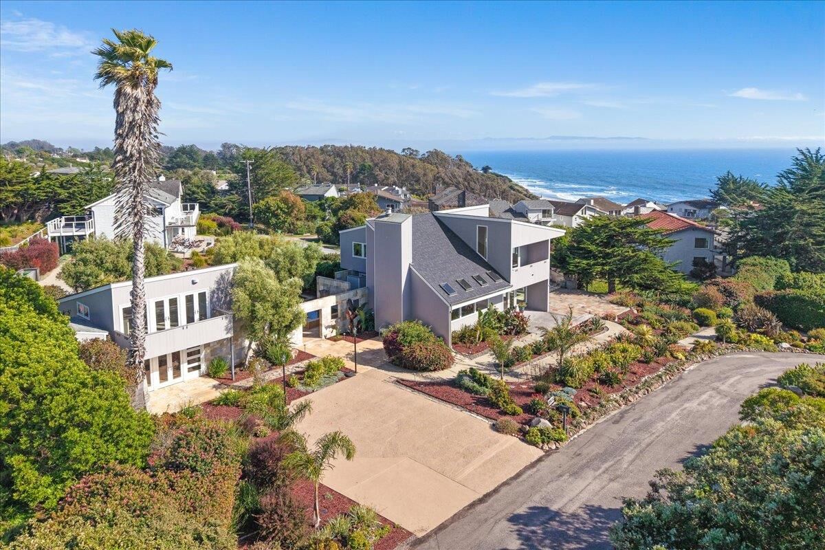 Property Photo: 405 Heather Point Lane CA 95076