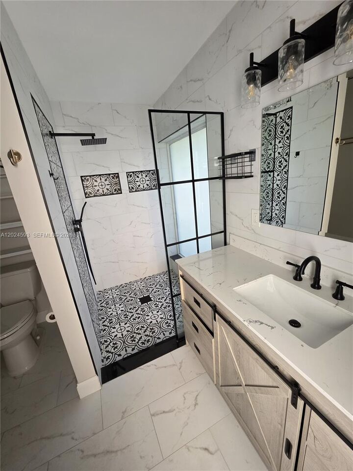 Property Photo: 9090 NW 11th Ct FL 33322