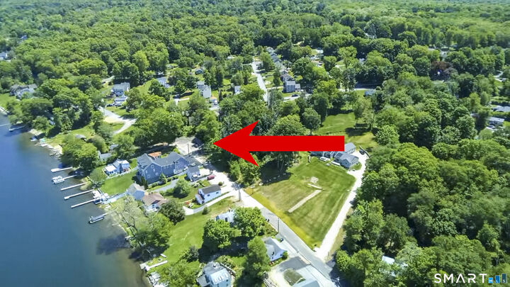 Property Photo:  5 Avery Shores  CT 06238 