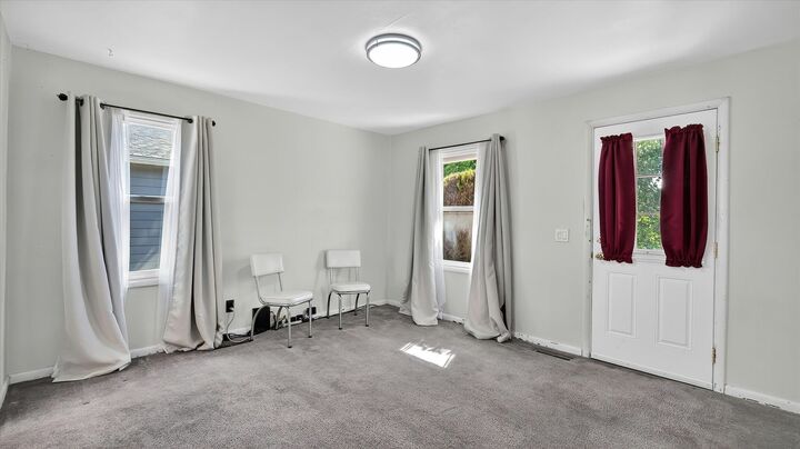 Property Photo:  5014 N Elm St  WA 99205 