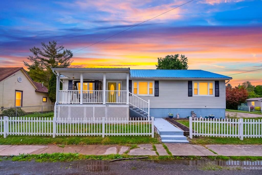 Property Photo:  162 Church Street  OH 45634 