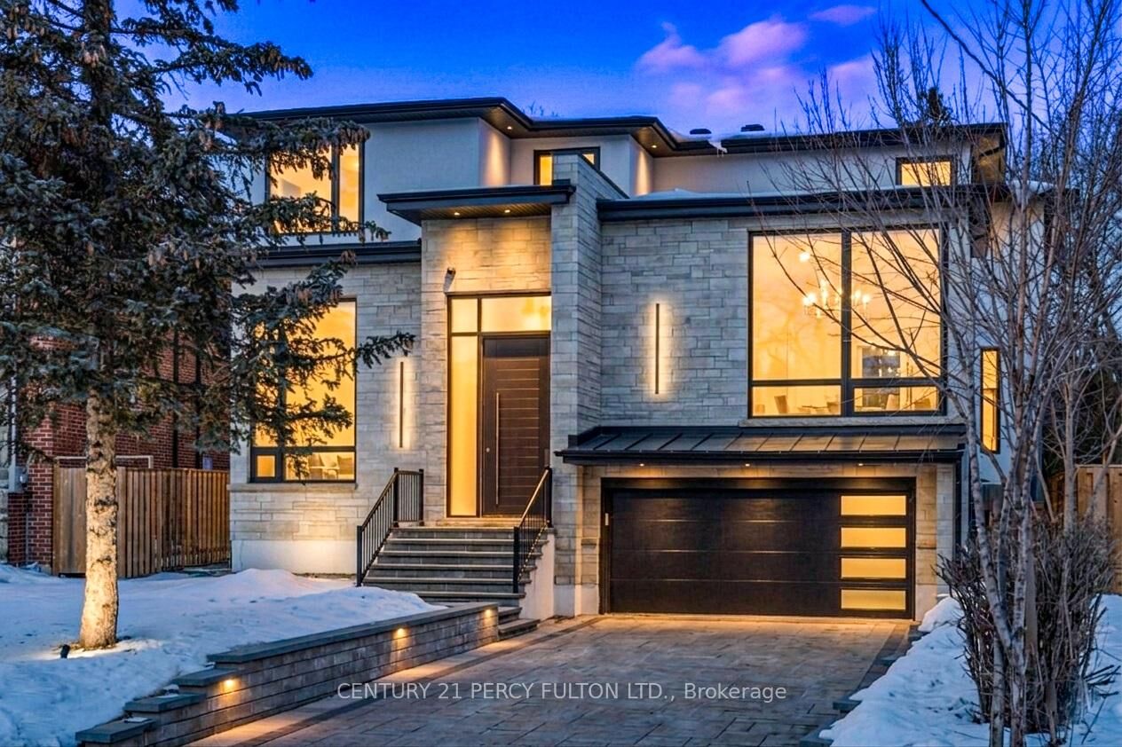 Photo de la propriété:  128 Anndale Drive  ON M2N 2X5 