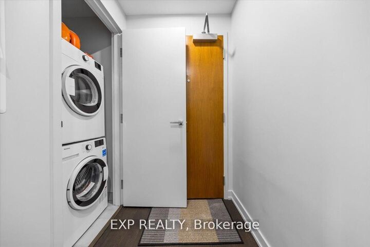 Property Photo: 101 Queen Street 910 ON K1P 0B7