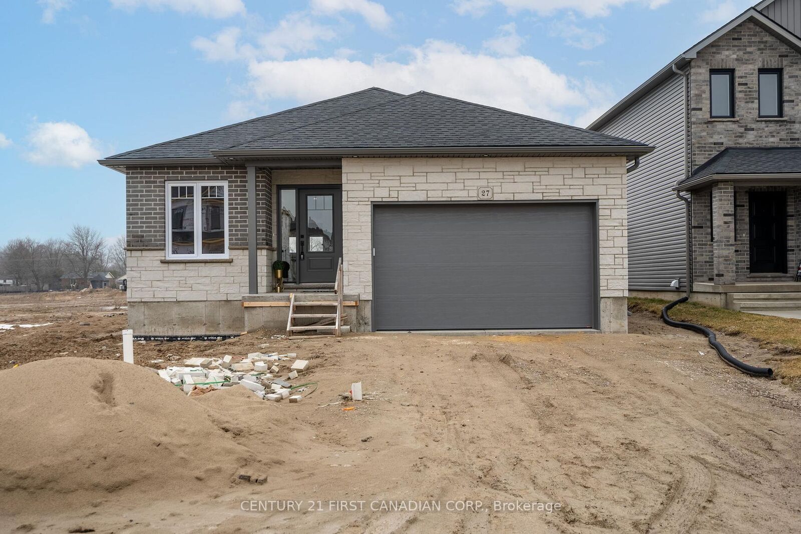 Property Photo: 125 Addison Avenue ON N0M 2J0