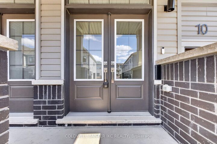 Property Photo: 10 Seahorse Common ON N1R 5S2