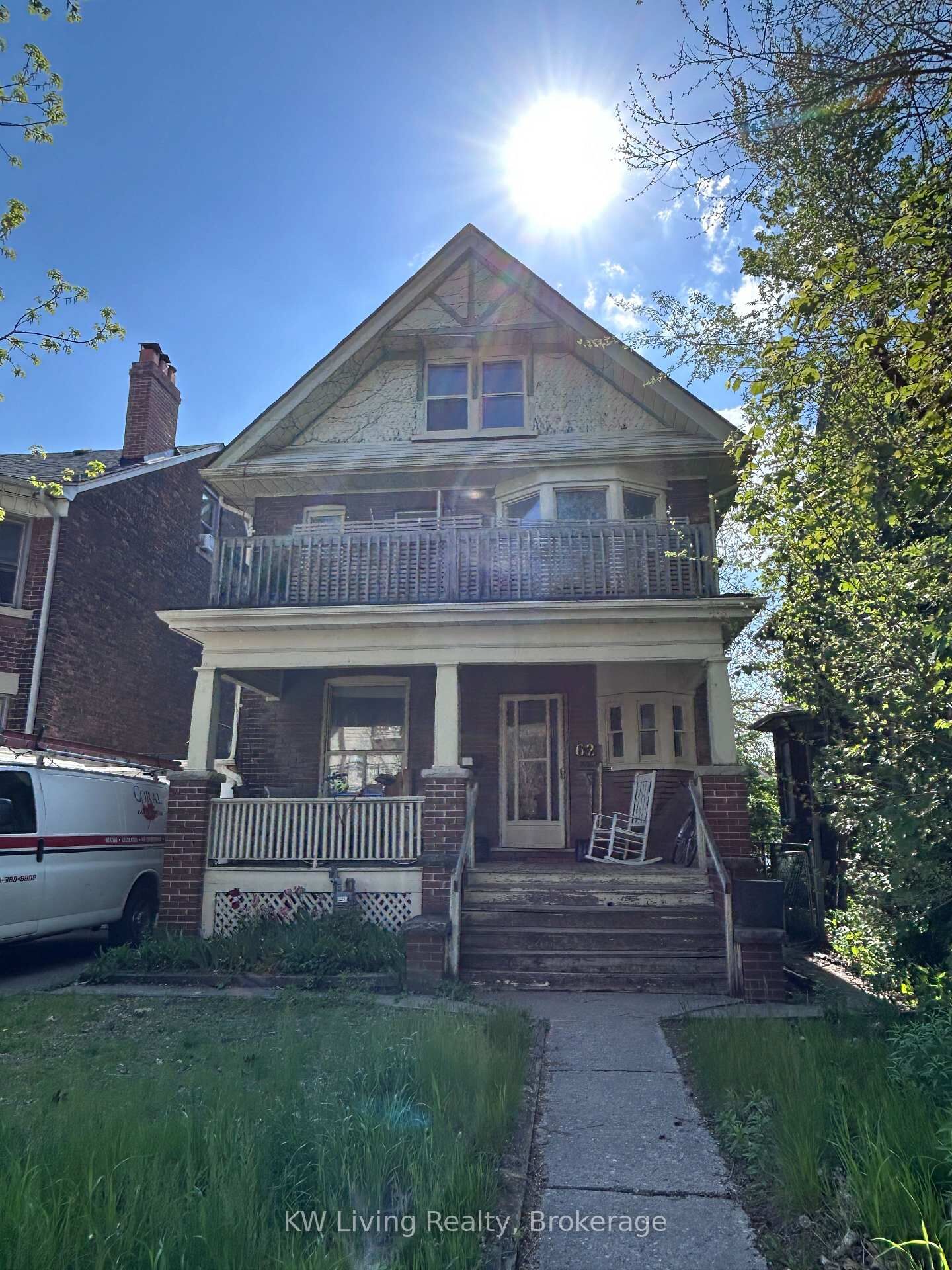 Property Photo: 62 Indian Road Crescent ON M6P 2G1