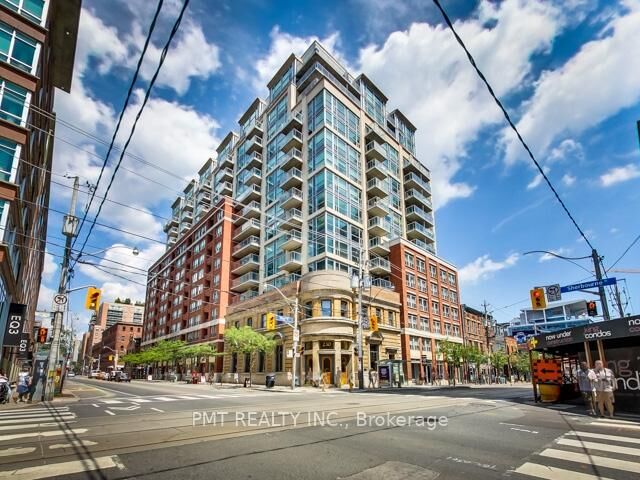230 King Street E 803 — photo 1