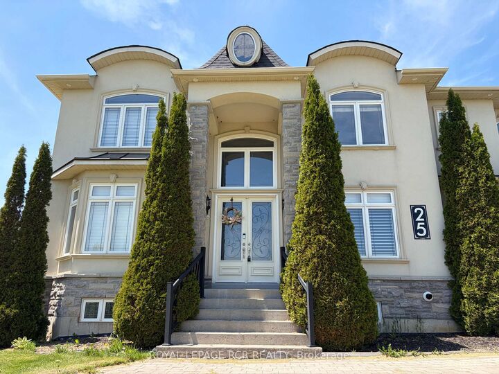 25 Brookhaven Crescent — photo 1