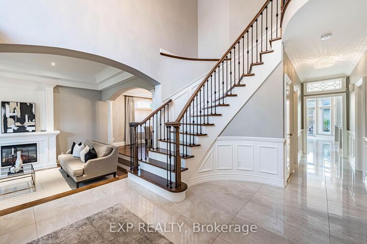 Property Photo: 83 Blackfriar Lane ON N3R 7M2