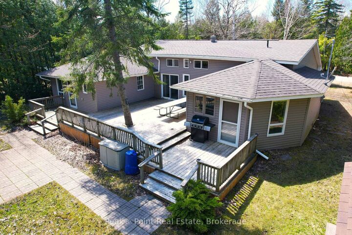 Property Photo: 7 3rd Avenue S ON N0H 2G0