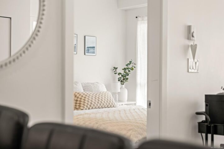 Property Photo: 3070 Kilpatrick Ave 308 BC V9N 0G7