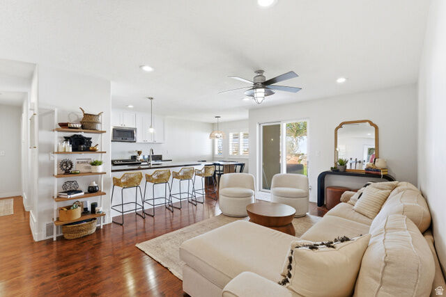 Property Photo: 5232 Saddle Dr UT 84055