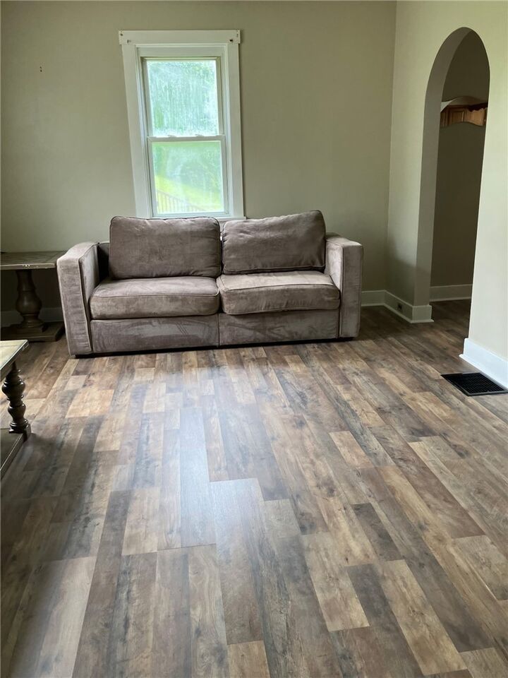 Property Photo: 1513 Fernhurst PA 15108