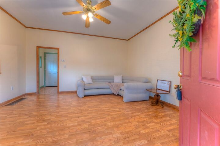Property Photo:  213 Grant Street  PA 15601 