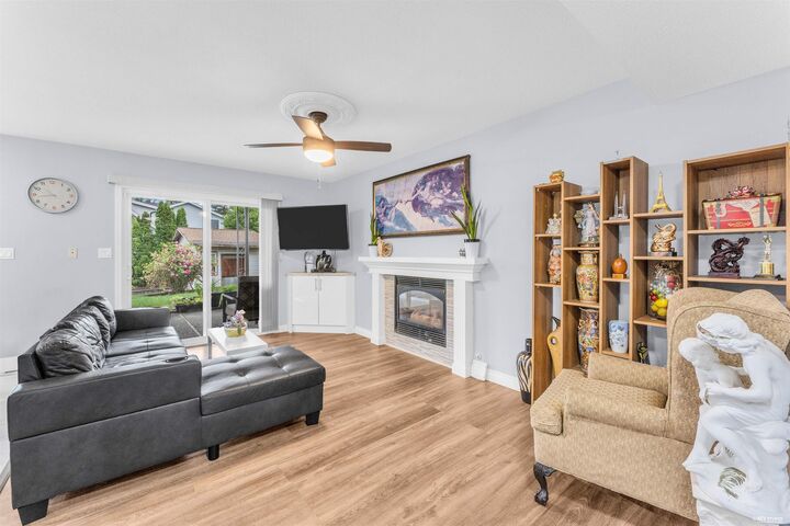 Property Photo: 41355 Yarrow Central Road BC V2R 5G5