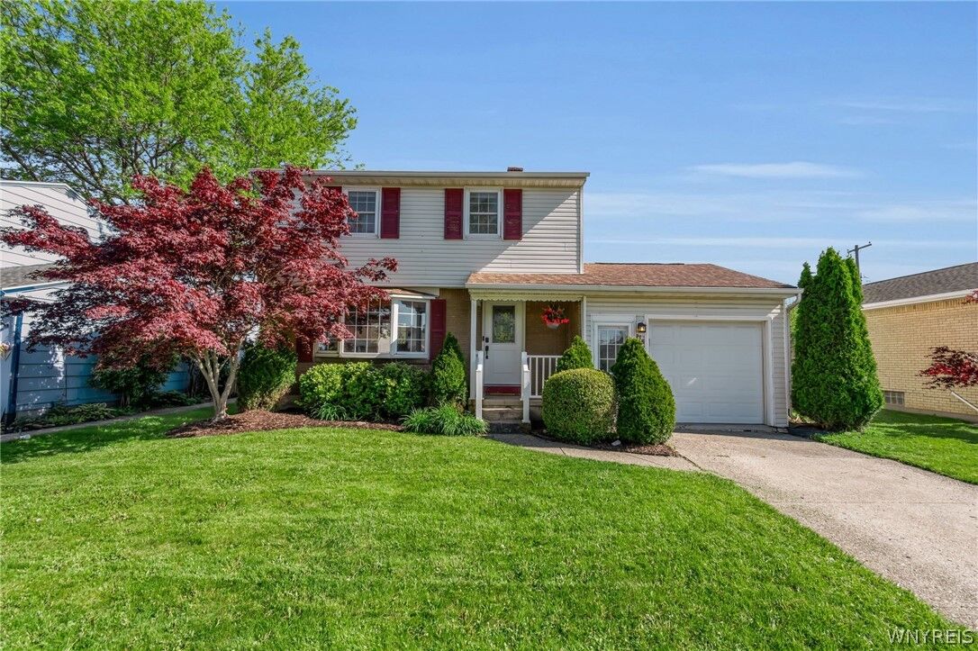 Property Photo:  218 Temple Drive  NY 14225 
