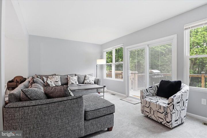 Property Photo:  71 Kinsman View Circle  MD 20901 