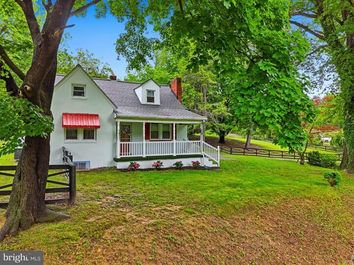 Property Photo:  13030 John Marshall Highway  VA 22642 
